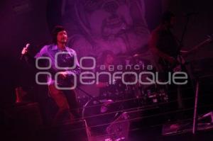 ZOÉ EN CONCIERTO. BULLDOG