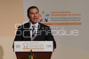 CONGRESO INTERNACIONAL FAMILIA . MORENO VALLE