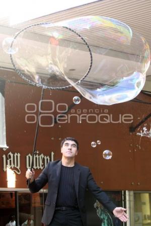 ESPECTACULO GAZILLION BUBBLE SHOW