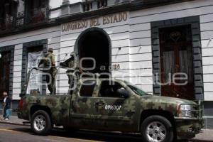 CAMIONETA DEL EJÉRCITO