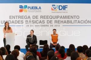 ENTREGA DE EQUIPO DE REHABILITACIÓN. DIF ESTATAL