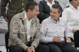 INAUGURA ENRIQUE PEÑA NIETO HOSPITAL EN ACATLÁN