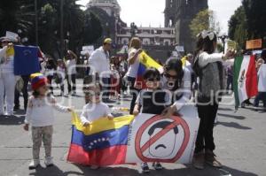 VENEZOLANOS PIDEN PAZ EN SU PAÍS