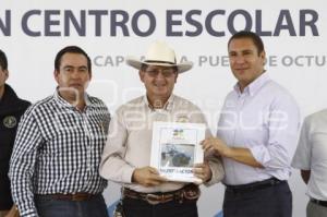 CENTRO ESCOLAR ZACAPOAXTLA