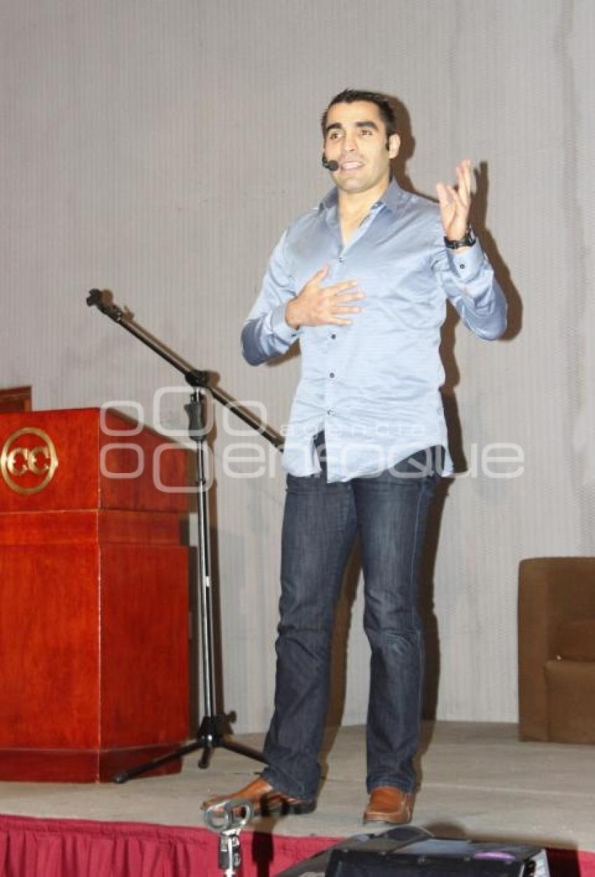 CONFERENCIA EX-ARBRITO  . TEHUACÁN