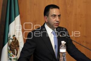 CONFERENCIA JAVIER LOZANO ALARCÓN