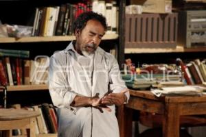 TEATRO . EL PROFESOR