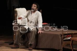 TEATRO . EL PROFESOR