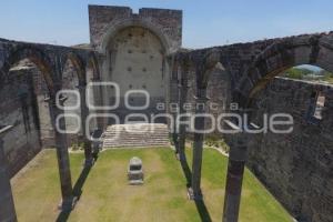 EX CONVENTO SANTIAGO . TECALI