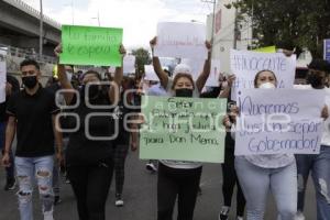 MANIFESTACIÓN . VILLA FRONTERA