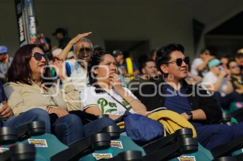 BÉISBOL . PERICOS VS BRAVOS DE LEÓN