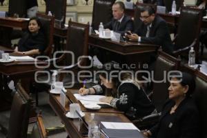 CONGRESO . SESIÓN PÚBLICA