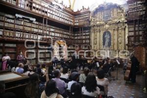 CONCIERTO . LUZ DE LAS VELAS