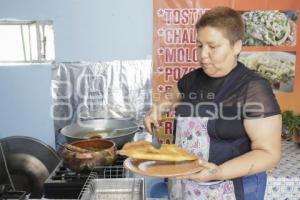 SAN PEDRO CHOLULA . MOLOTES EN NOGADA