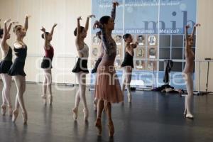 ELISA CARILLO . CURSO BALLET