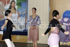 ELISA CARILLO . CURSO BALLET