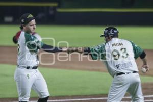 BÉISBOL . PERICOS VS GUERREROS