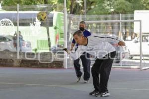 MES DEL ABUELO . CACHIBOL