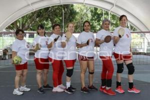 MES DEL ABUELO . CACHIBOL