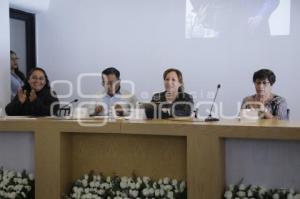 HOMENAJE LUCTUOSO . AURORA SIERRA