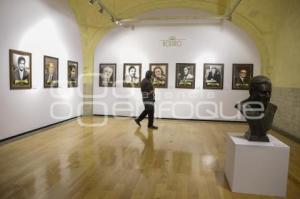 EXPOSICIÓN . EL ROSTRO DEL AUTOR