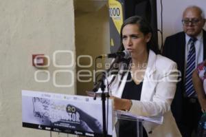 EXPOSICIÓN . EL ROSTRO DEL AUTOR