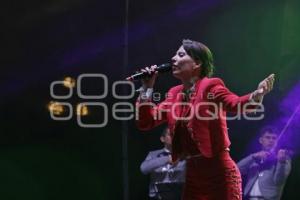 FIESTAS PATRIAS . MAJO AGUILAR