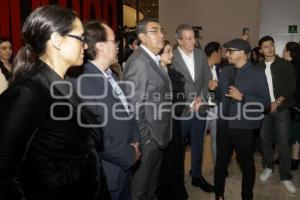 EXPOSICIÓN . AMADOR MONTES