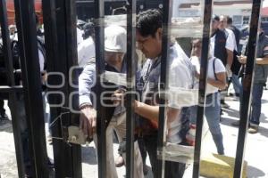 JFCA . REABREN OFICINAS