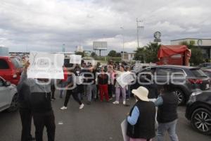 BLOQUEO AUTOPISTA MÉXICO - PUEBLA