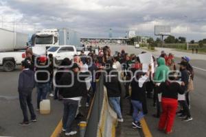 BLOQUEO AUTOPISTA MÉXICO - PUEBLA