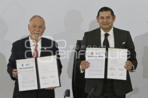 GOBIERNO ESTATAL . UNIVERSIDAD NUEVA YORK