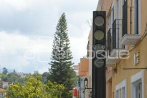 TLAXCALA . SEMÁFORO DESCOMPUESTO
