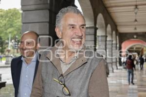 AYUNTAMIENTO . TRANSICIÓN