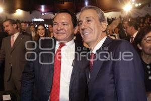 TOMA DE PROTESTA . JOSÉ CHEDRAUI