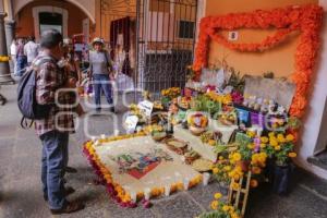 CASA DE CULTURA . OFRENDAS