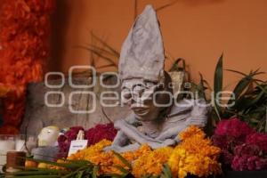 CASA DE CULTURA . OFRENDAS