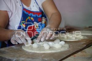 TLAXCALA . ELABORACIÓN PAN DE MUERTO