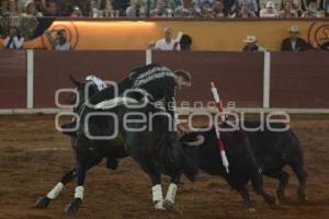 TLAXCALA . CORRIDA DE TOROS