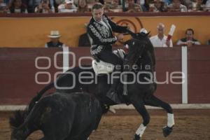 TLAXCALA . CORRIDA DE TOROS