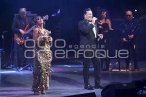 CONCIERTO . TOUR COMPLICES 