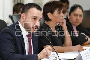 COMPARECENCIA . TRABAJO