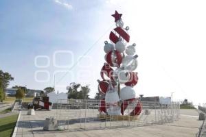 INSTALACIÓN FESTIVAL NAVIDEÑO