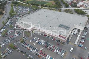 FIESTAS DECEMBRINAS . CENTRO COMERCIAL