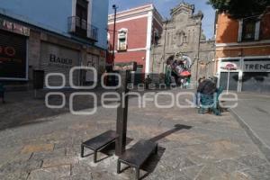 ESCULTURA ALAS QUE ABRAZAN