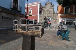 ESCULTURA ALAS QUE ABRAZAN