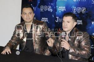 JORGE MEDINA Y JOSI CUEN