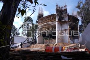 TLAXCALA . INCENDIO TORRE DE RECTORÍA