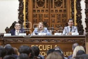 CONFERENCIA . SUPREMA CORTE DE JUSTICIA