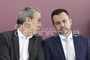 AYUNTAMIENTO . ENTREGA DE PATRULLAS